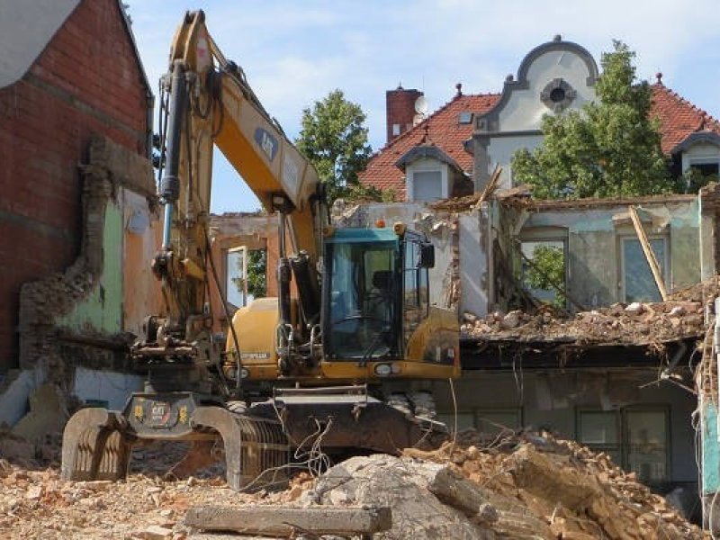 demolicao-de-casas-antigas-em-sao-paulo-small-2