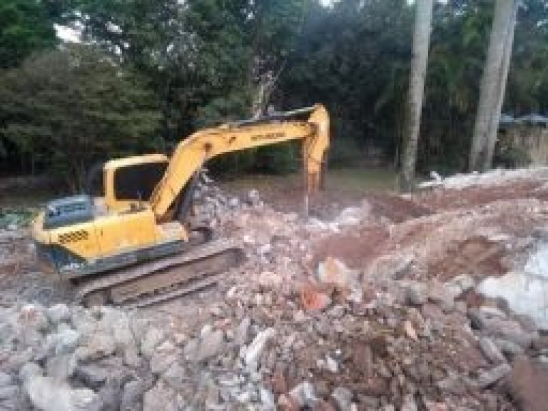 demolidora-ponto-certo-servico-de-demolicao-em-geral