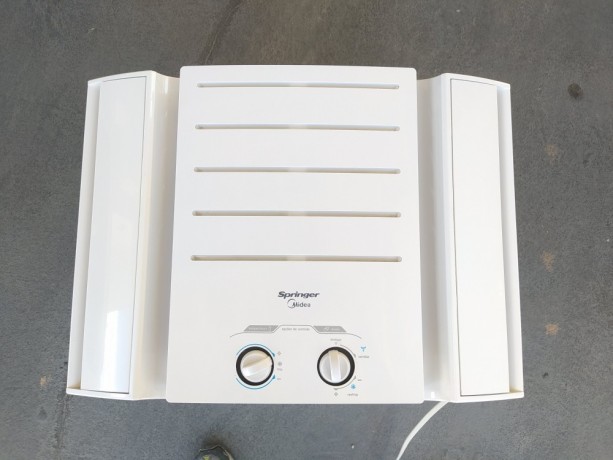 ar-condicionado-janela-big-0