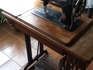 maquina-de-costura-antiguidade