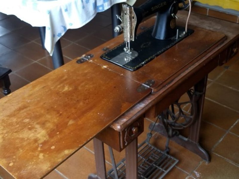 maquina-de-costura-antiguidade-small-1