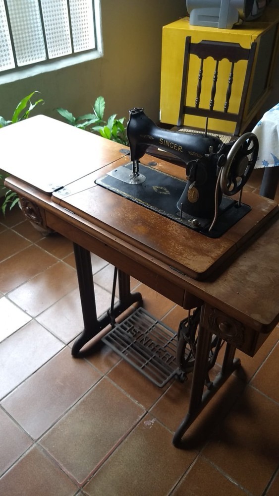 maquina-de-costura-antiguidade
