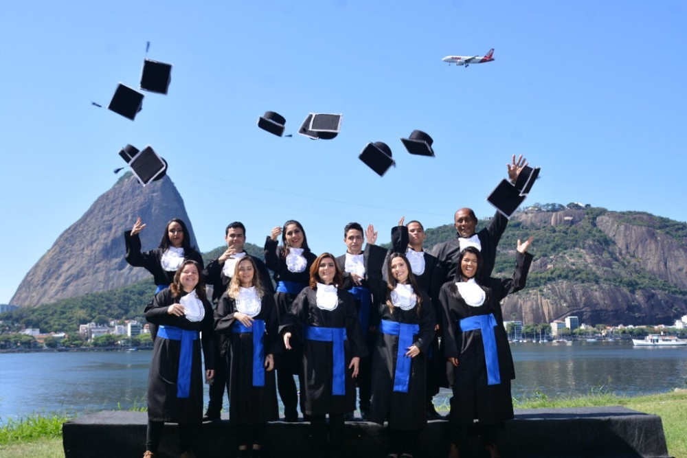 diplomas-e-certificados-pague-so-apos-ver-e-conferir-big-4